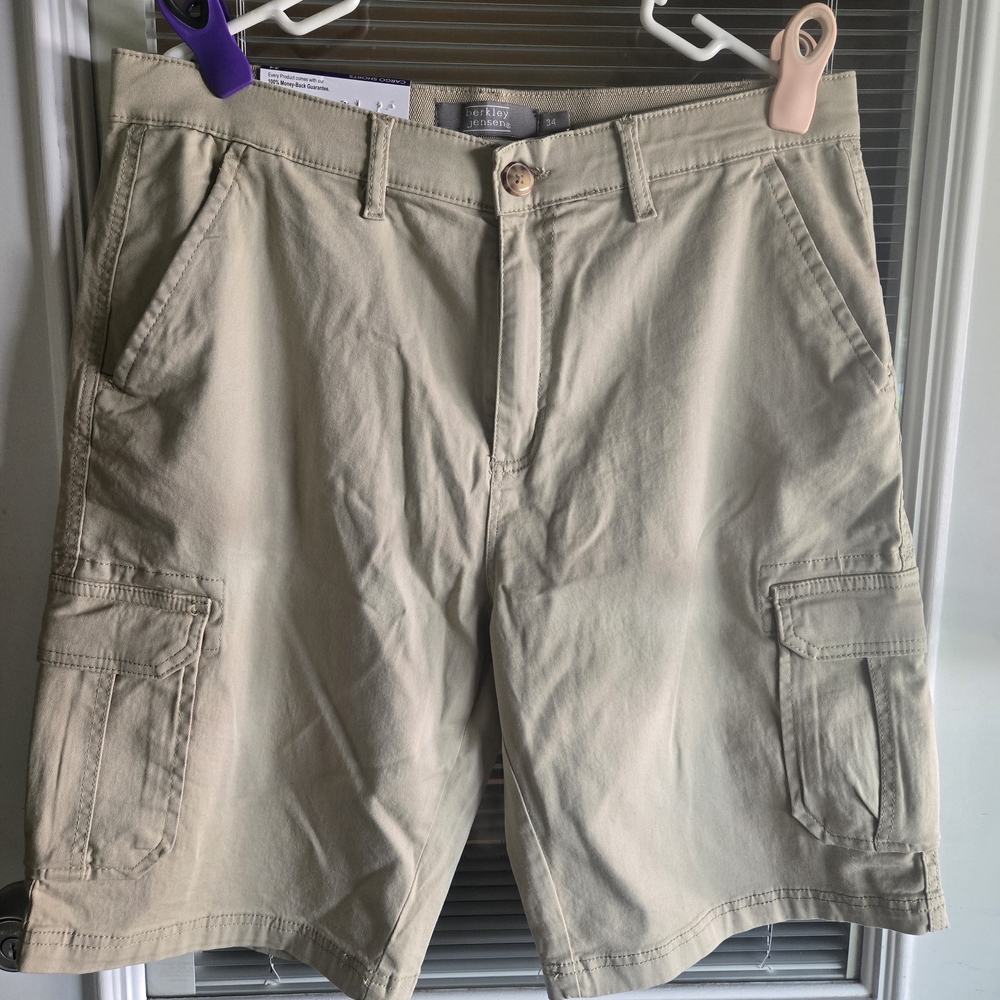 Berkley And Jensen Men's Khaki Cargo Shorts